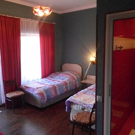 ホテル Tourist アハルツィヘ 部屋 写真