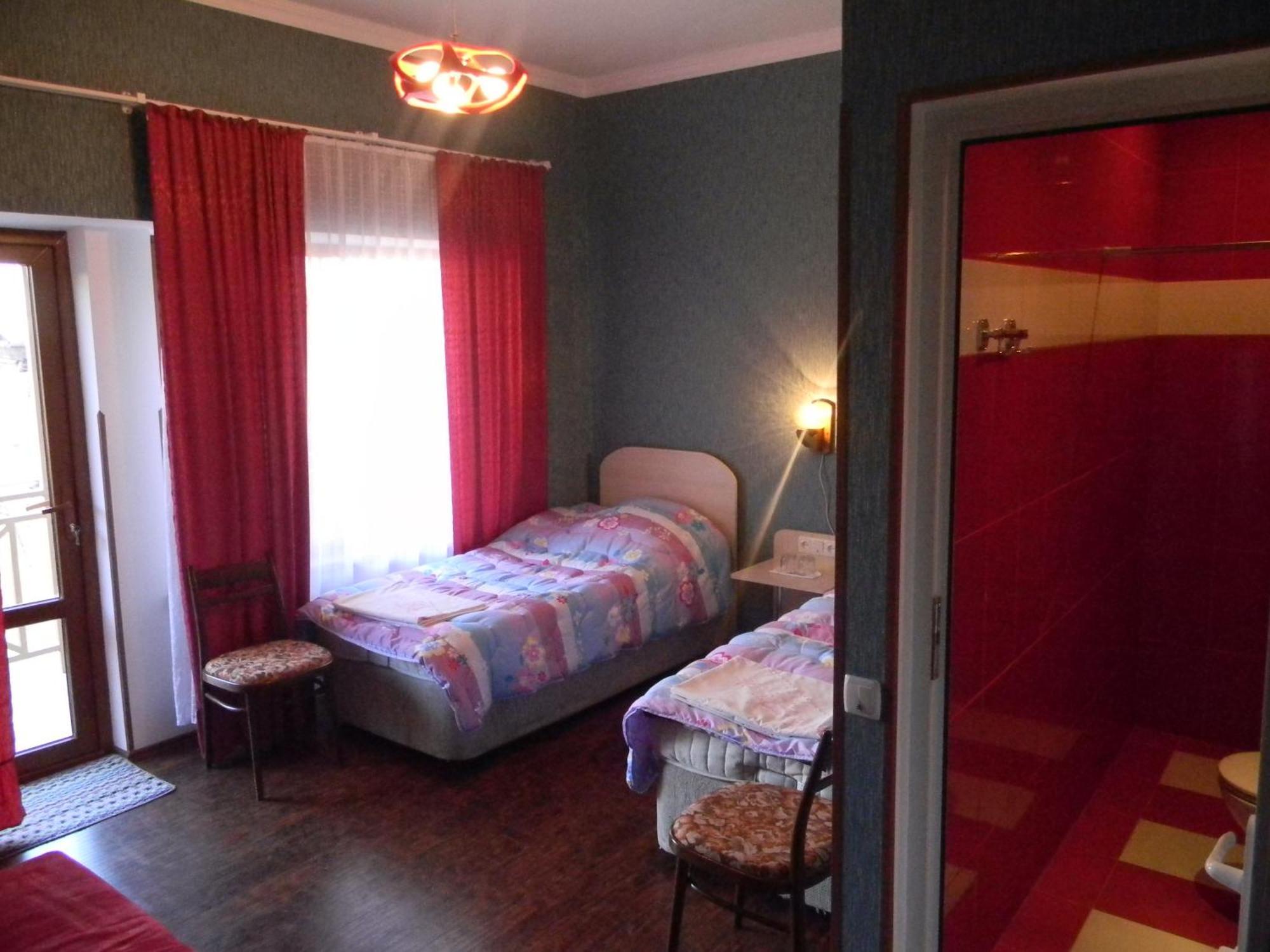 ホテル Tourist アハルツィヘ 部屋 写真